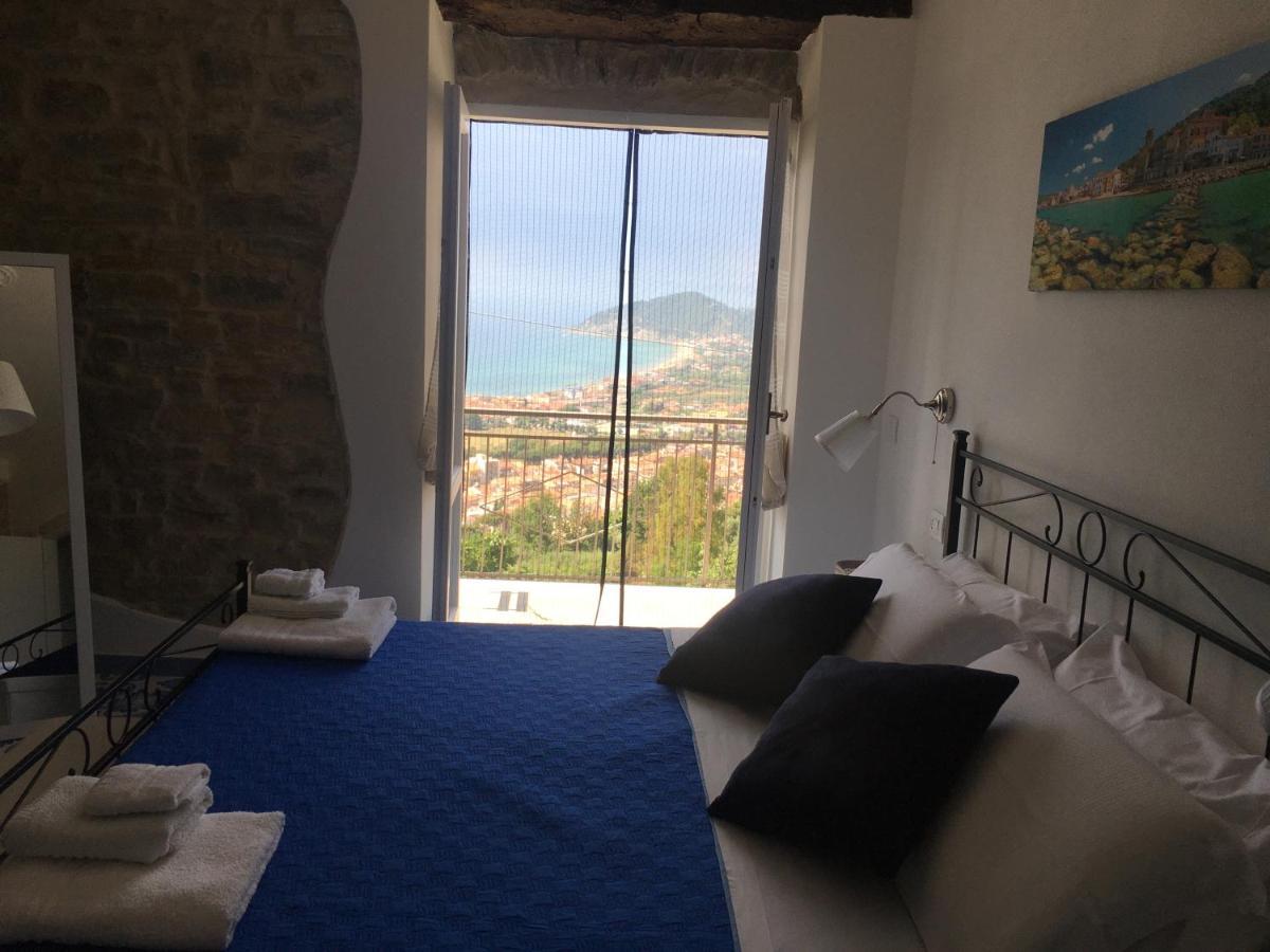Casa Livia Apartment Castellabate Exterior photo